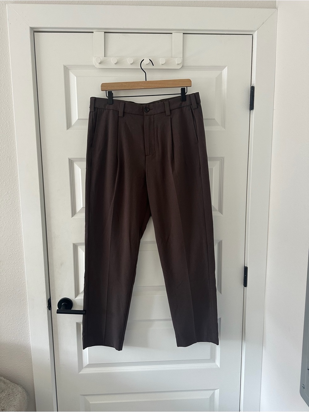 Abercrombie & Fitch Dark Brown Pleated Dress Pants